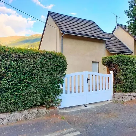 Maison Montagne Lelou - 4 A 6 Personnes - Jacques Des Blats * Saint-Jacques-des-Blats