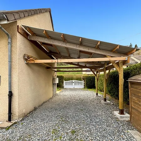 Maison Montagne Lelou - 4 A 6 Personnes - Jacques Des Blats * Saint-Jacques-des-Blats